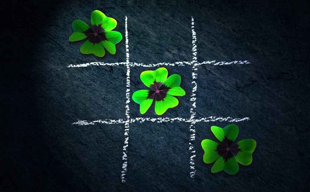 clover, four leaf clover, lucky clover, tic tac toe, mystery, game, three wins, four-leaf clover, lucky charm, clover, mystery, mystery, game, game, game, game, game